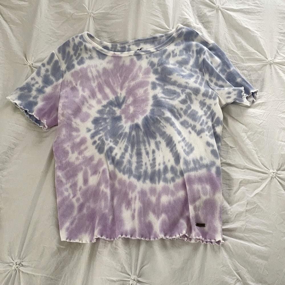 hollister tie dye waffle baby tee
